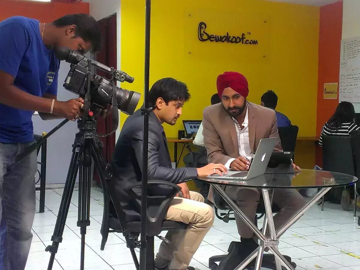 Prabhkiran Singh and Siddharth Munot Co-Founder and CEO of Bewakoof.jpg